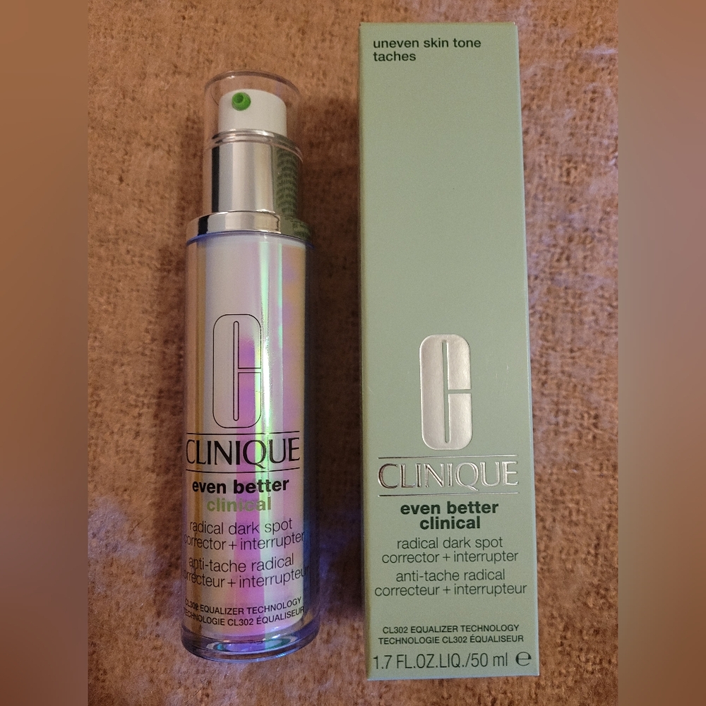 Even Better Clinical Dark Spot Corrector + Interrupter Full size 1.7 fl oz Serum
